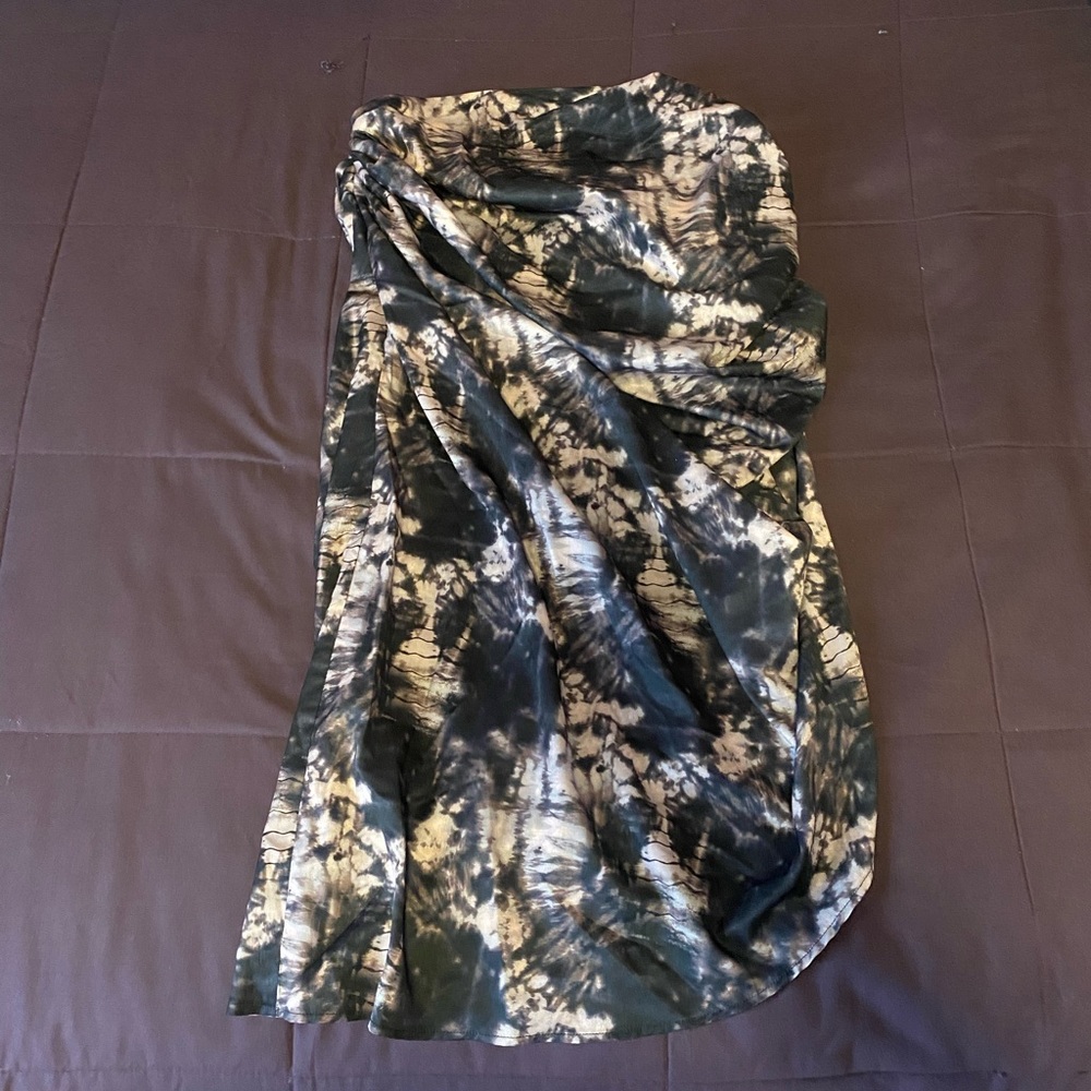 Pretty Little Thing Alligator Skin Ruched Skirt